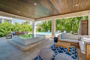 vacation rental condos