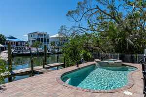 vacation rental condos