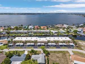 vacation rental condos