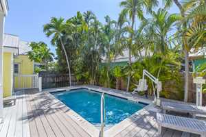 vacation rental condos